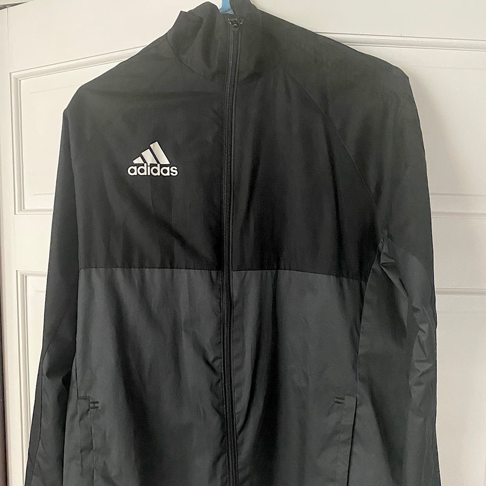 Youth Adidas Windbreaker Jacket size XL
